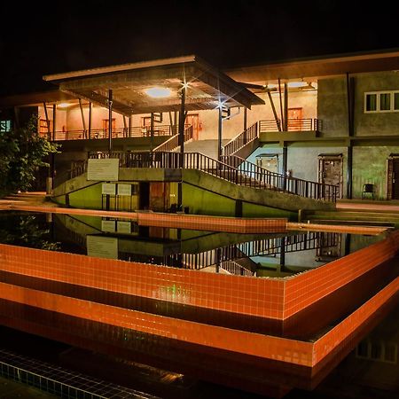 The Riverpool Resort And Spa Kanchanaburi Exterior foto