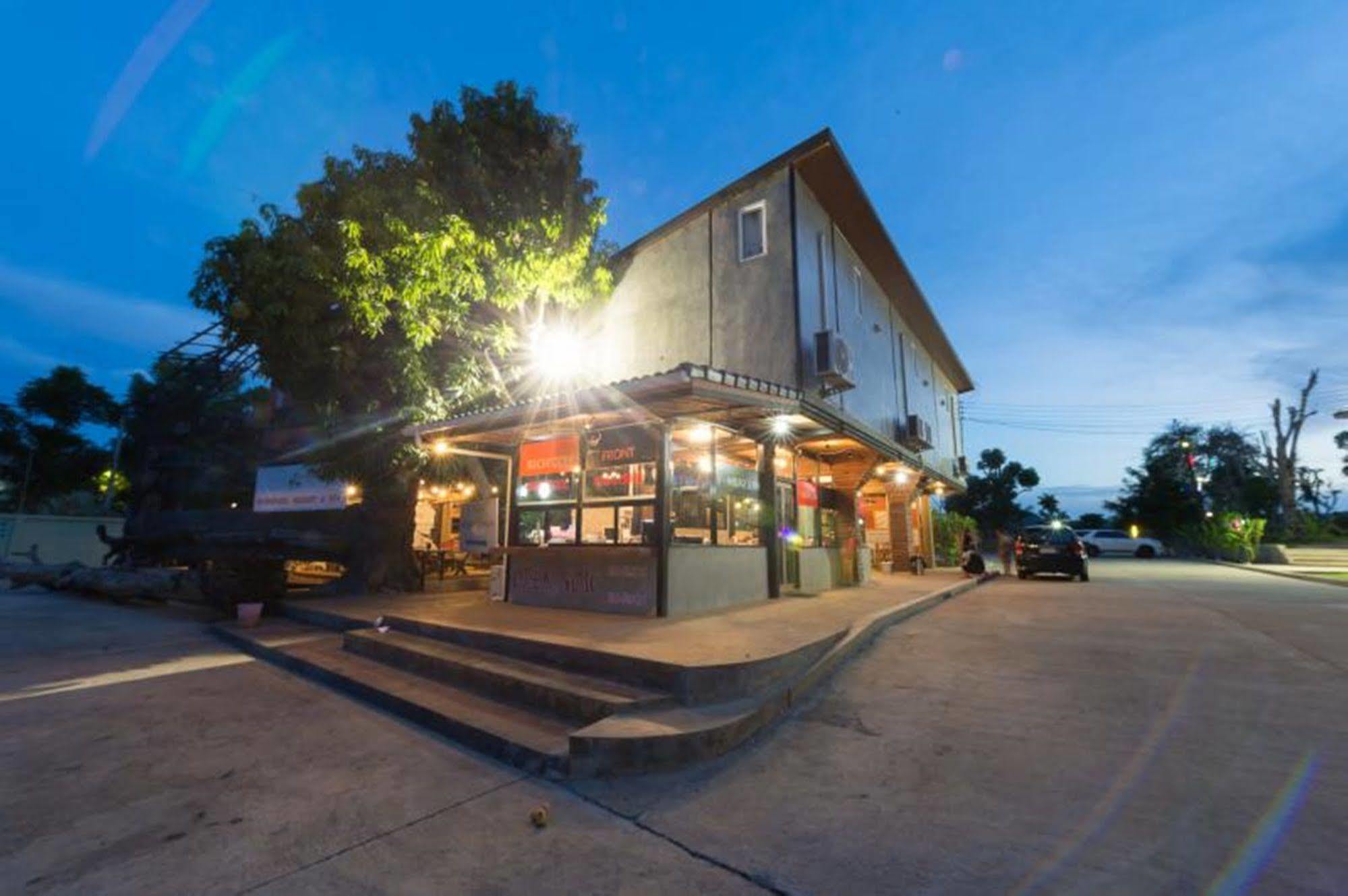 The Riverpool Resort And Spa Kanchanaburi Exterior foto